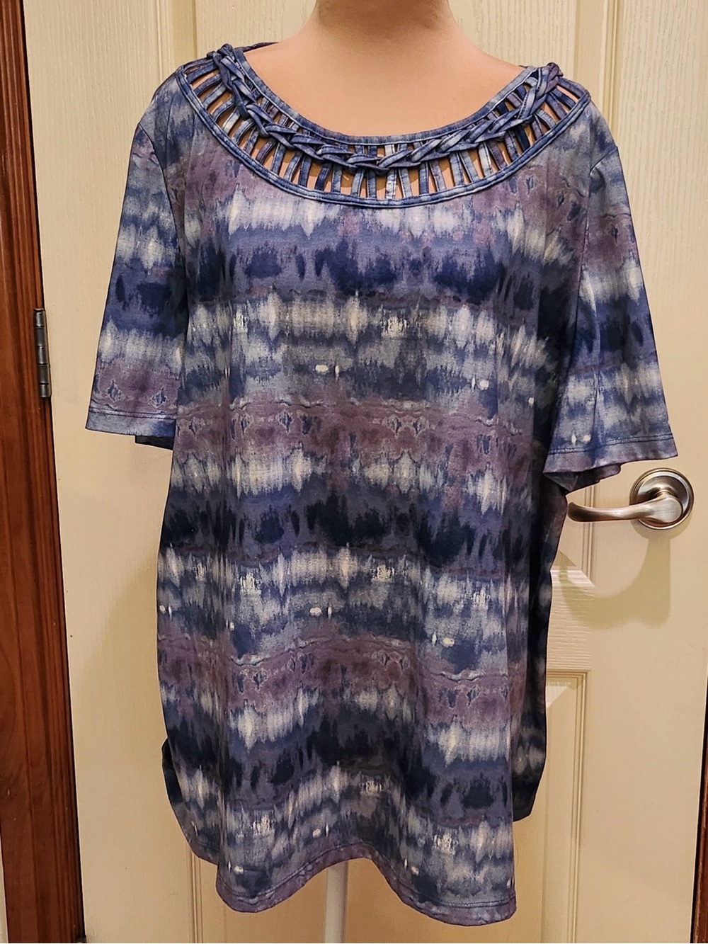 Catherines Mixed Purples Woven Lattice Neckline Top 1X 18/20W